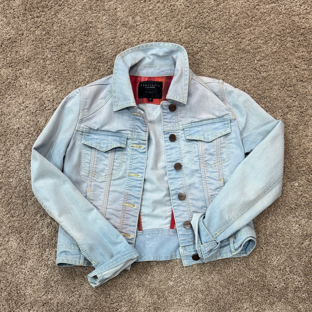 Sanctuary Clothing Light Wash Denim Jacket - Small